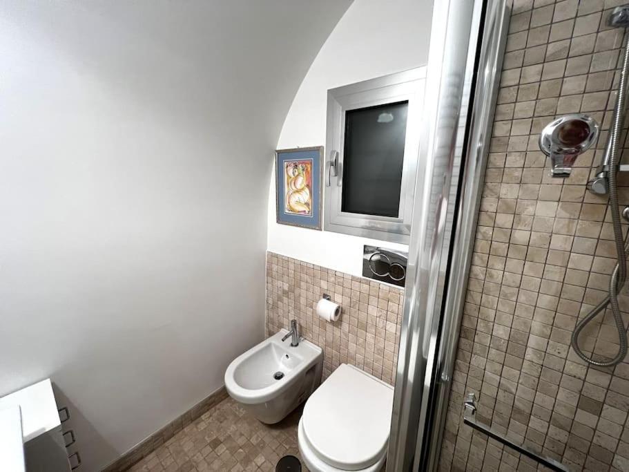 Tiny House In Centro Apartment Bari Exterior photo