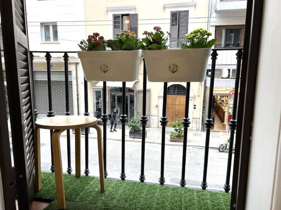 Tiny House In Centro Apartment Bari Exterior photo