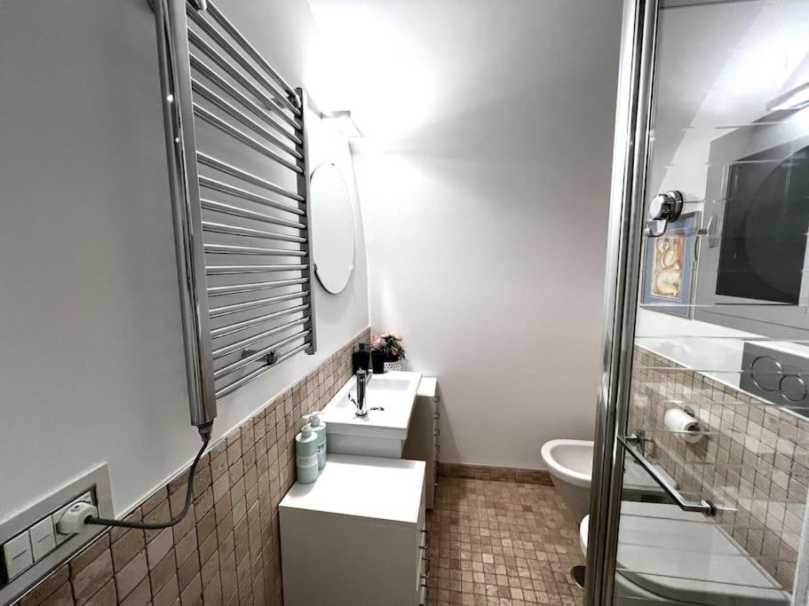 Tiny House In Centro Apartment Bari Exterior photo